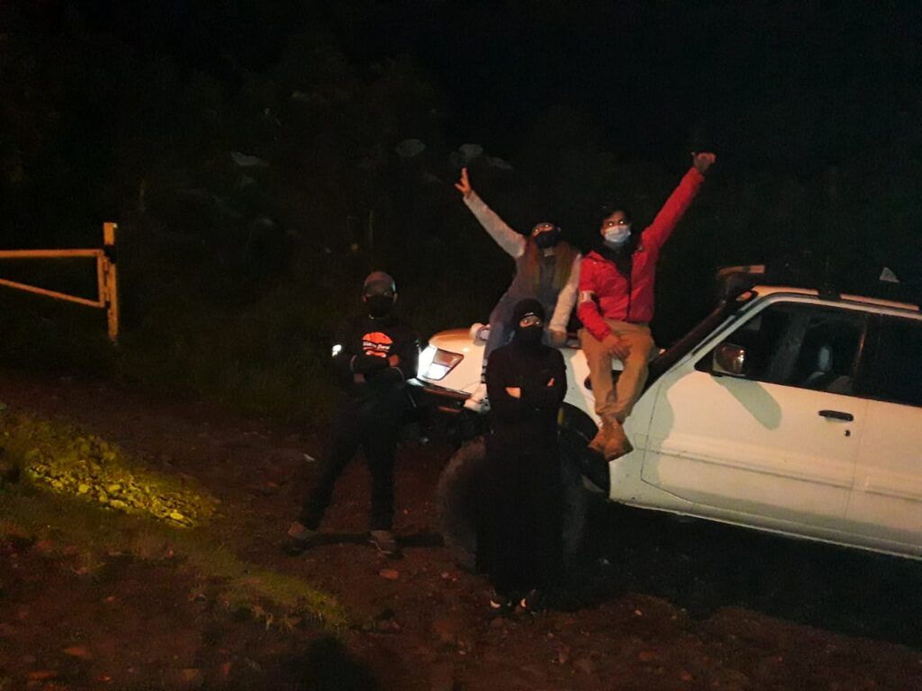 Primer turista que llega a la cima del Volcán barú