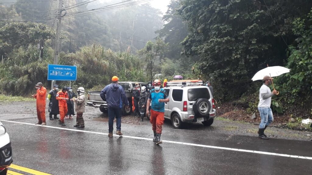 Rescatan Turistas en Chiriquí
