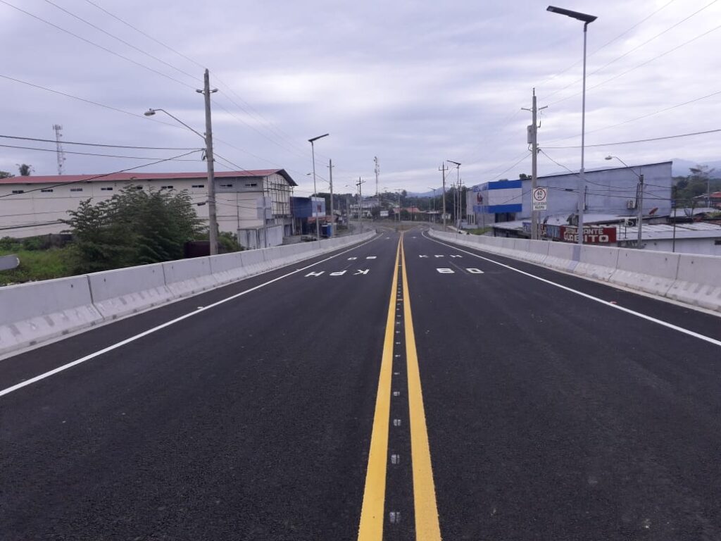 Panamá y Costa Rica inauguran nuevo puente sobre el río Sixaola