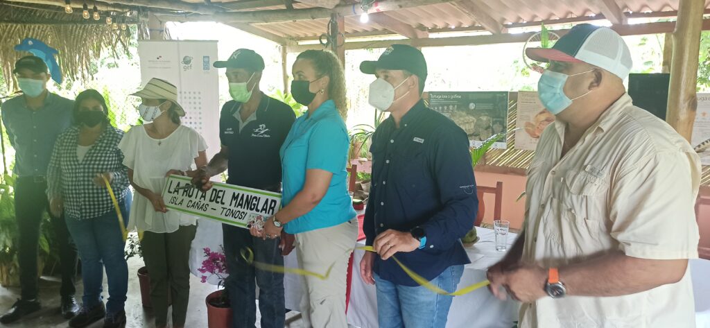 Inauguran primera fase de la Ruta del Manglar en Isla Cañas