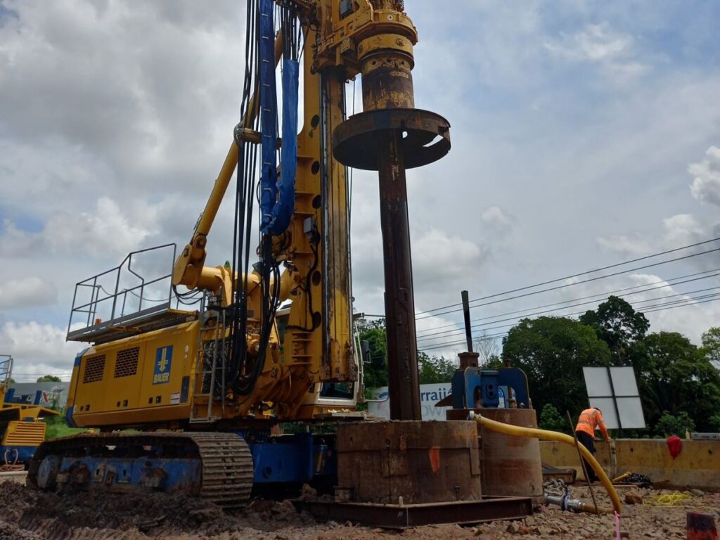 Empieza prueba de carga de pilotes de la Línea 3 del Metro