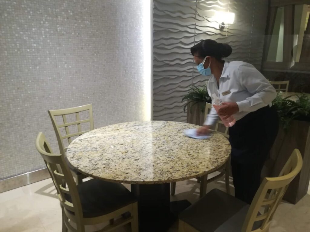 Personal de hoteles y restaurantes tendrán jornada de vacunación