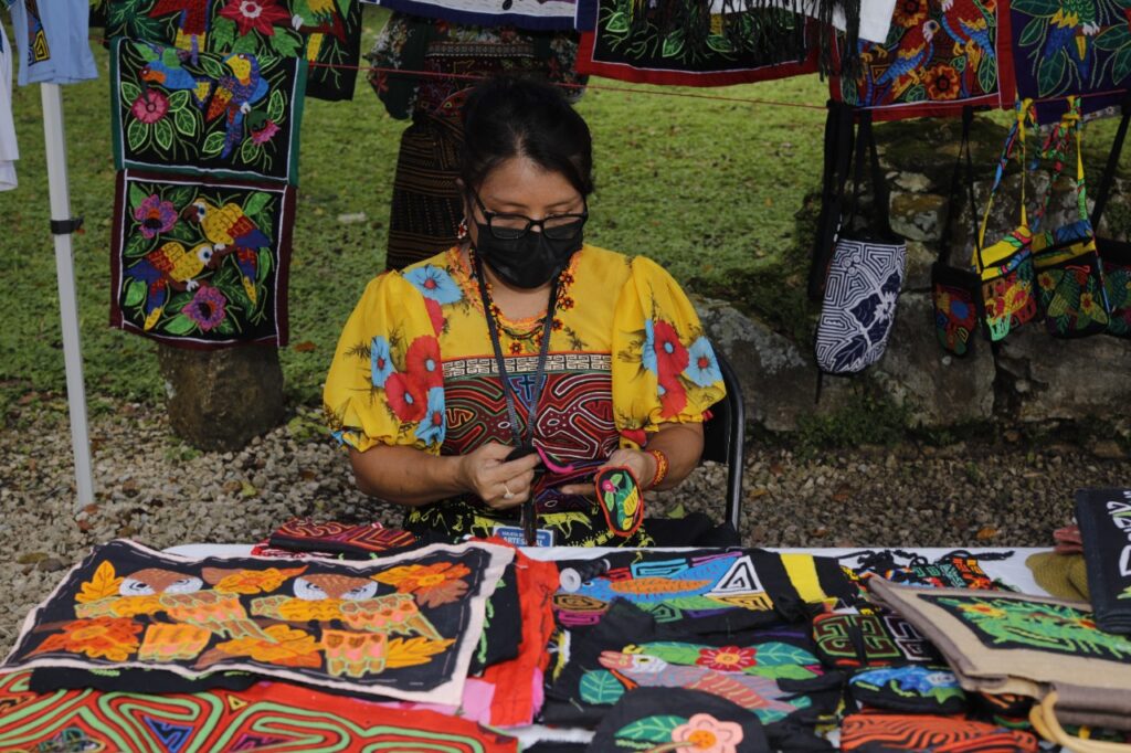 MiCultura dedica festival artesanal a los pueblos originarios
