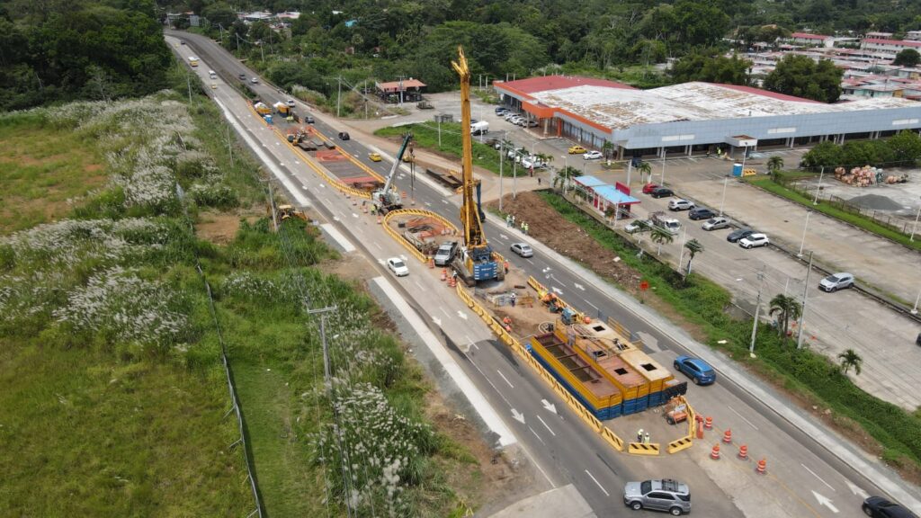 Inicia construcción de pilotes en Línea 3