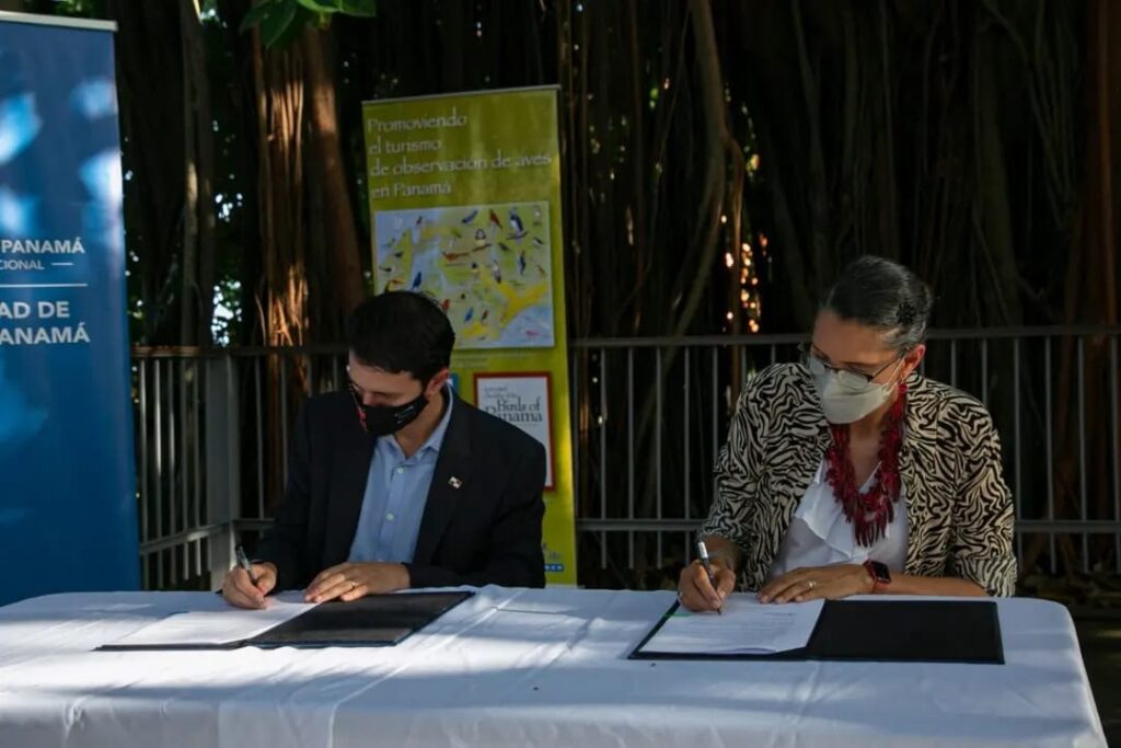 ATP y Audubon suscriben convenio “Aves en el Paraíso"