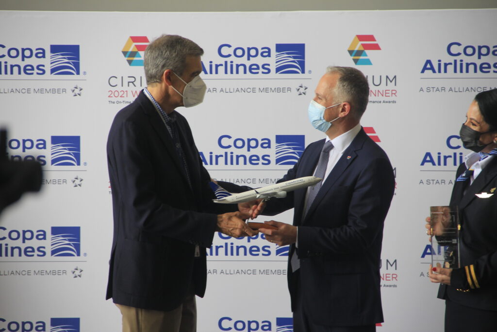 Copa Airlines la aerolínea la más puntual de Latinoamérica