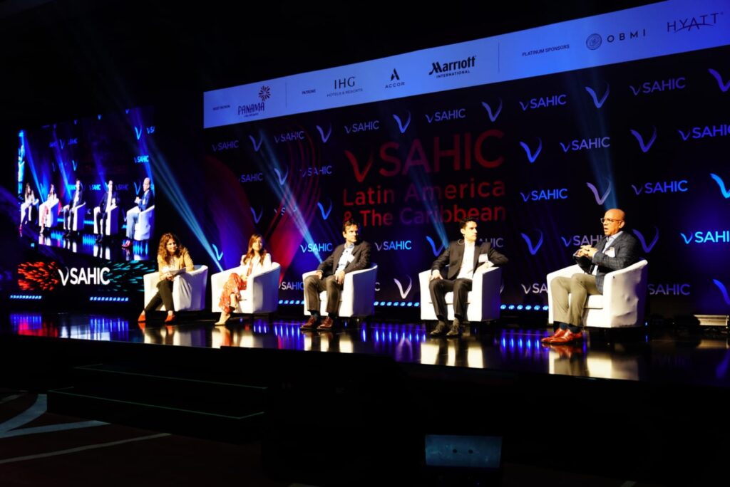 Clausura exitosamente SAHIC 2022 en Panamá