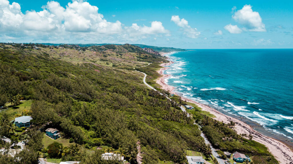 Barbados pone la mira en viajeros e inversores panameños