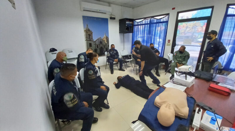 Capacitan a la Policía Ambiental, Rural y Turística en seguridad