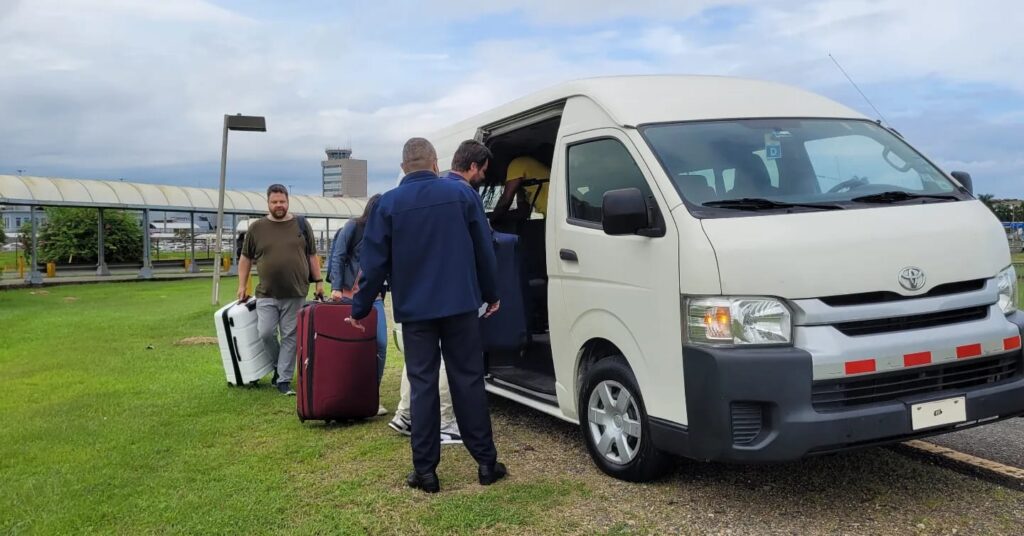 Tocumen activa plan para transportar a viajeros afectados