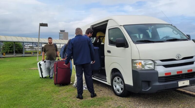 Tocumen activa plan para transportar a viajeros afectados