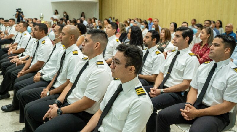 Copa Airlines gradúa a 40 pilotos de aviación comercial