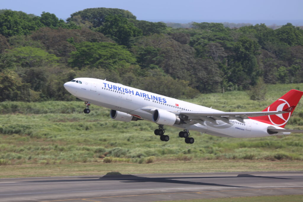 Turkish Airlines, la aerolínea nacional de Turquía, con base en Estambul, anunció el inicio de vuelos directos a la ciudad de Panamá a partir del