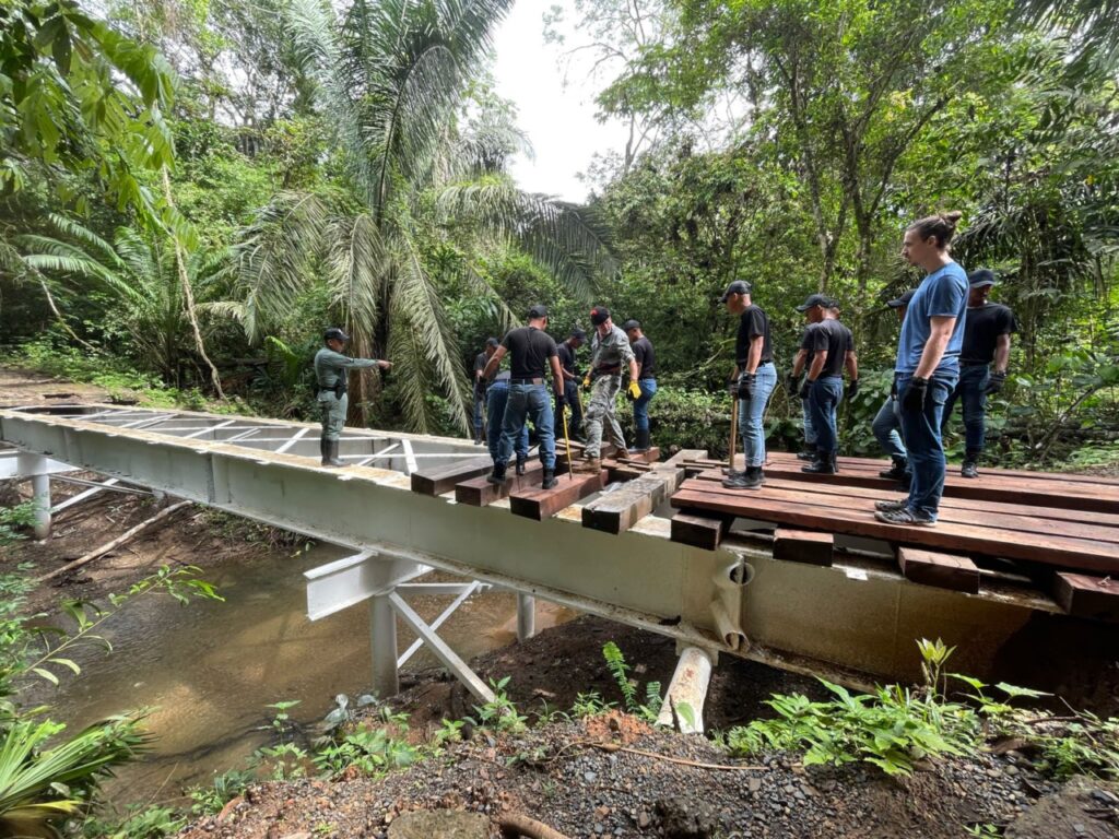 Avanzan trabajos de rehabilitación en el Camino del Oleoducto