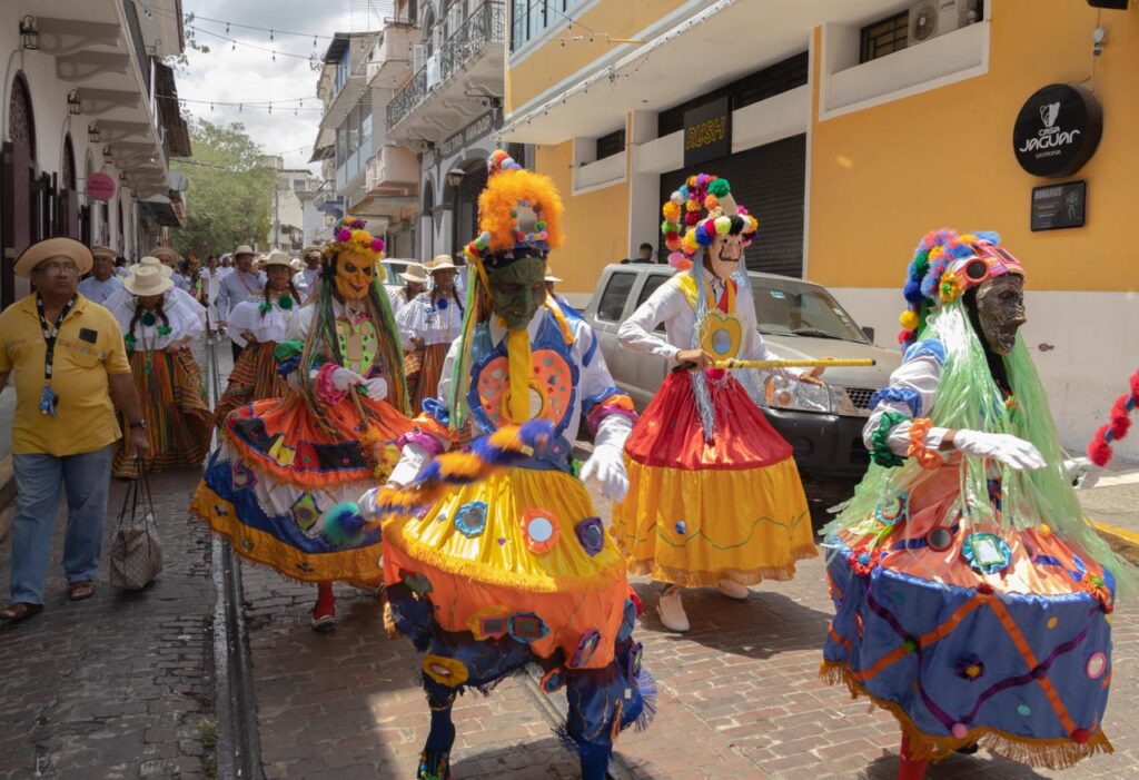 Gran festival de diablos estuvo lleno de color, baile y ritmo 