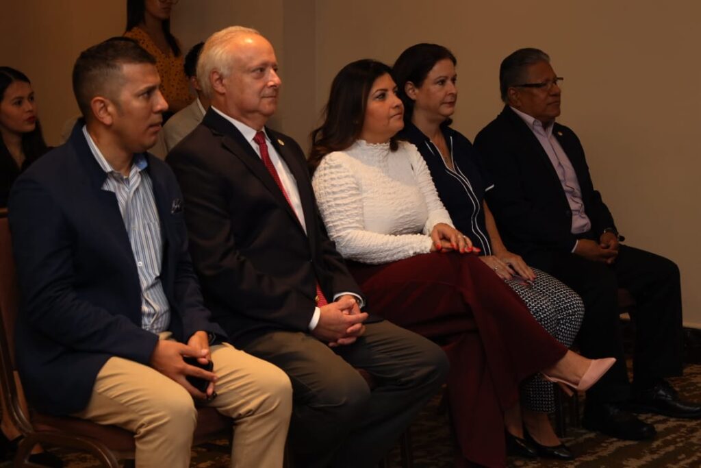 Lanzan programa dual de formación en hotelería
