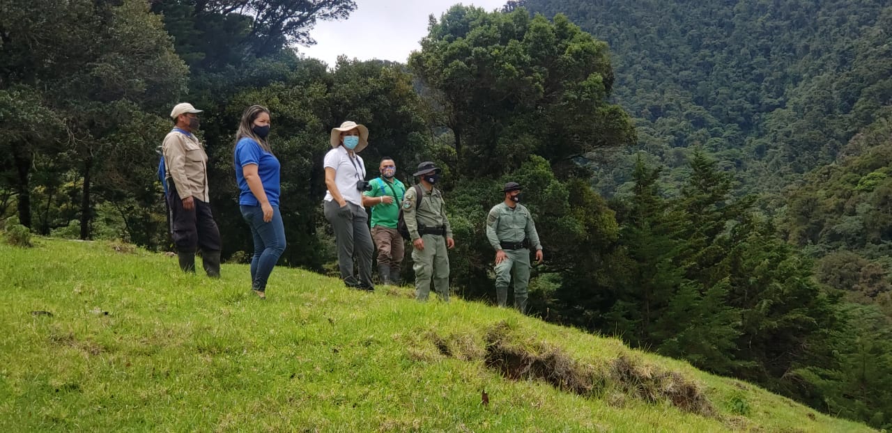 MiAmbiente resalta guardaparques del Parque Nacional del Volcán Barú