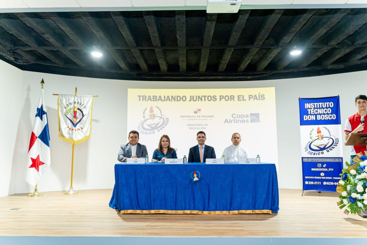 Copa Airlines y el Instituto Técnico Don Bosco firman convenio