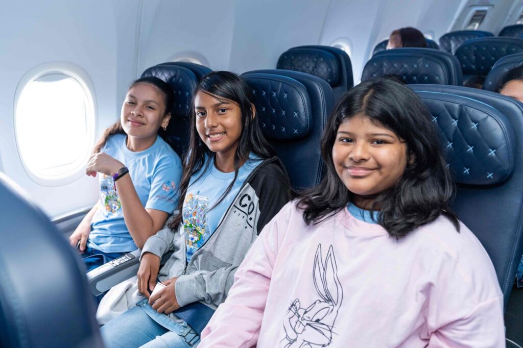 niños avión