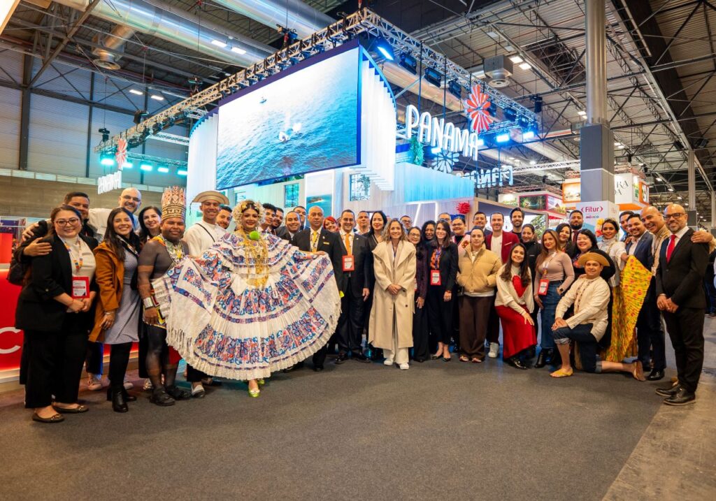 FITUR