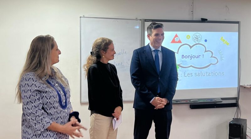 Francia impulsa capacitación en francés para guías turísticos en Panamá