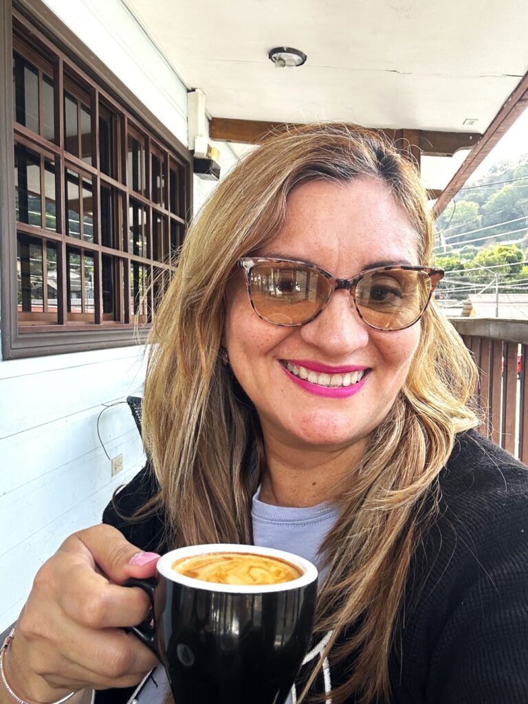 café