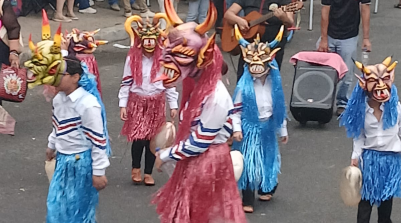 Festival de Danza de Diablos reúne 32 delegaciones en Chitré